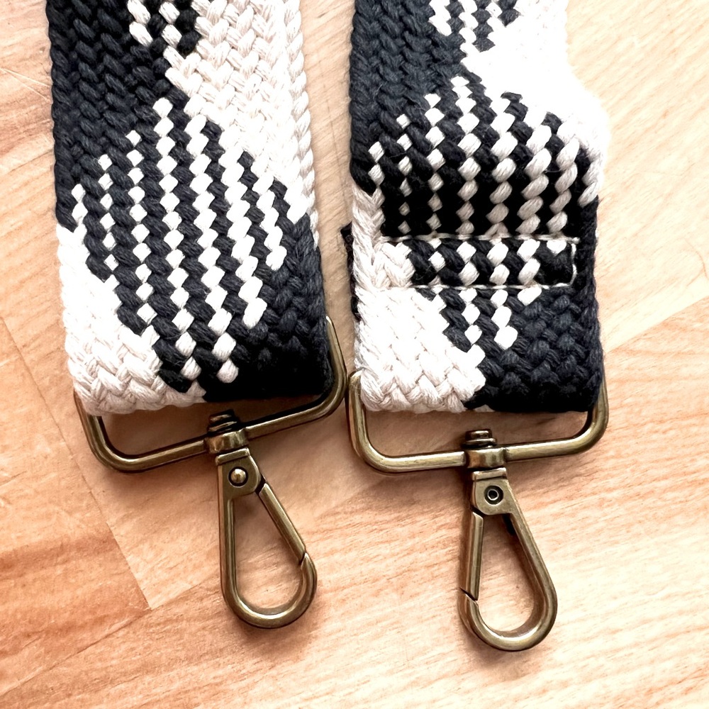 Madewell Black and White Crossbody Bag Strap - Picture 3 of 5